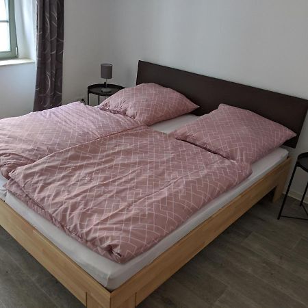 Gut Schlafen In Der Innenstadt Von Zittau - Ferienwohnungen Io19 外观 照片